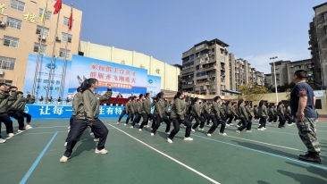 美女脱衣服露出鸡雁江教育 | “一校一品”特色教育 “点亮”多彩校园